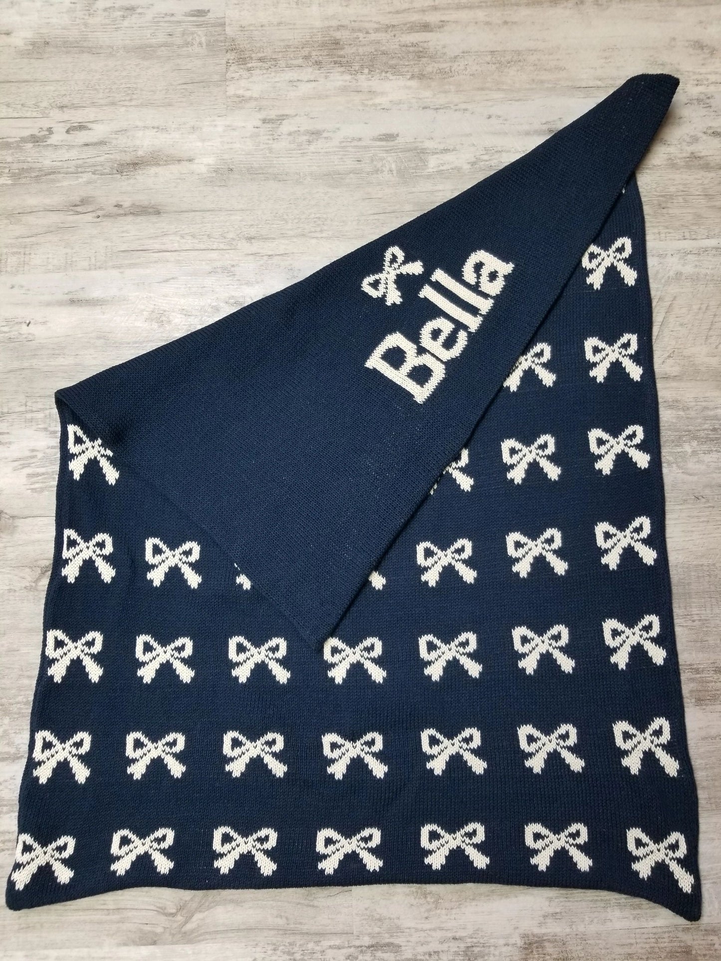 BOW BLANKET